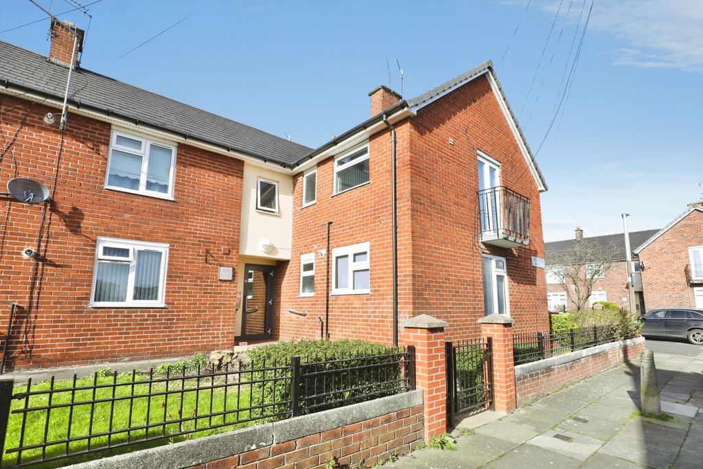 Property photo 1 of 15