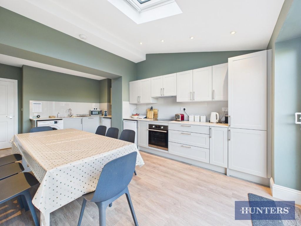 Additional image 13 of 4 bed terraced house for saleWest Avenue, Filey YO14