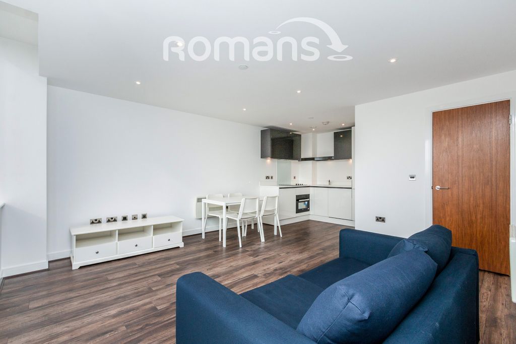 Property photo 3 of 9 2892Bcdd-198A-45A8-A