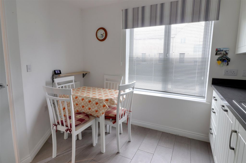 Property photo 3 of 11 3 - Picture No. 03