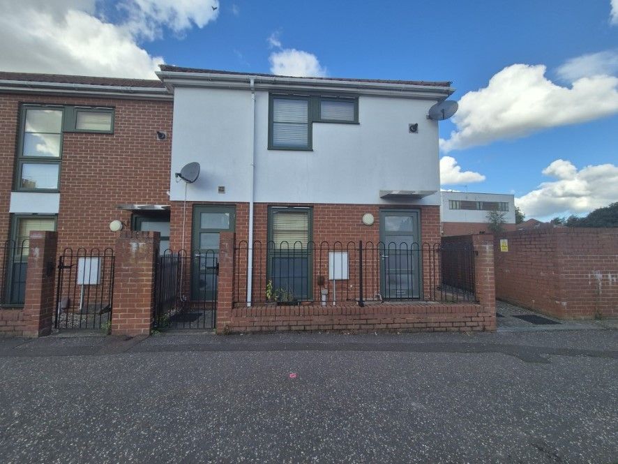 Property photo 1 of 4