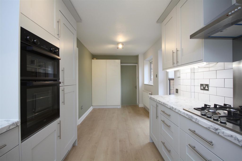 Property photo 3 of 18 Img_9343.Jpg