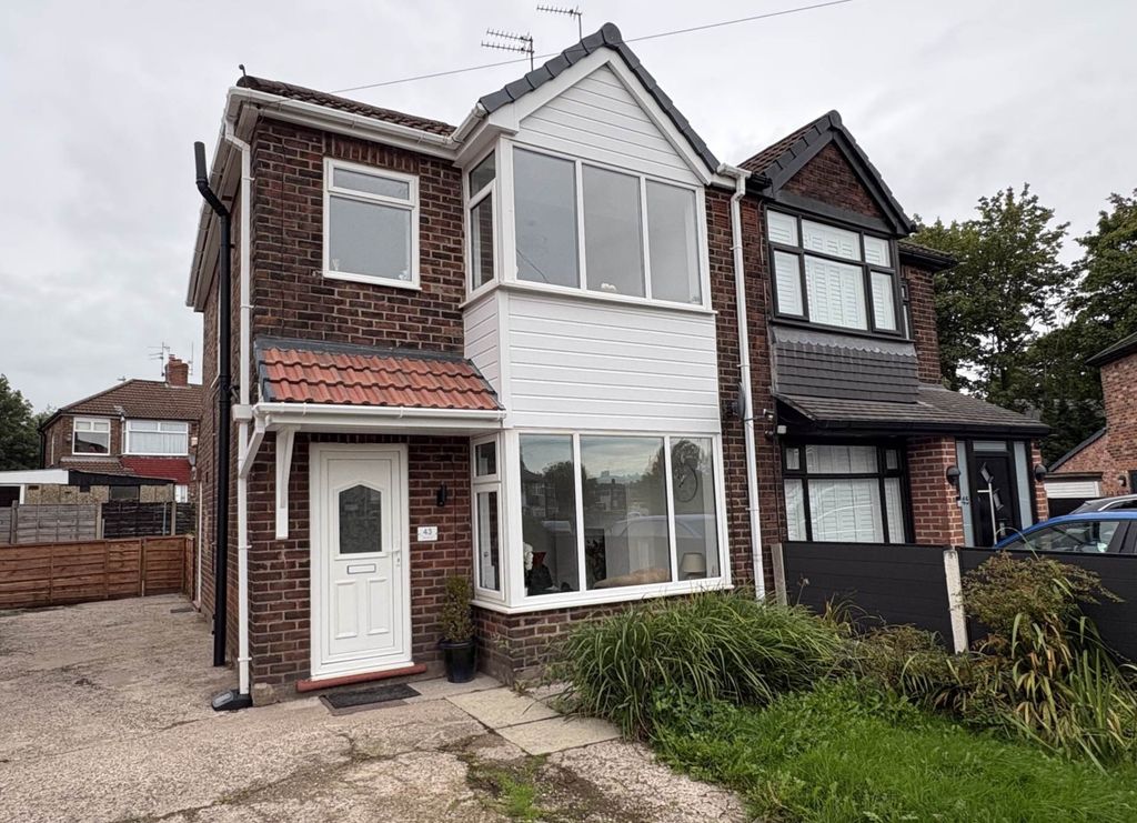 Property photo 1 of 24