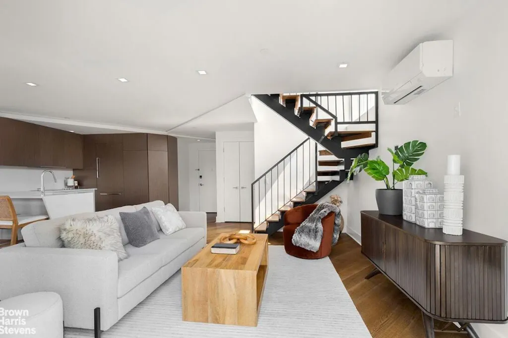 Property photo 3 of 17 <Alttext/>