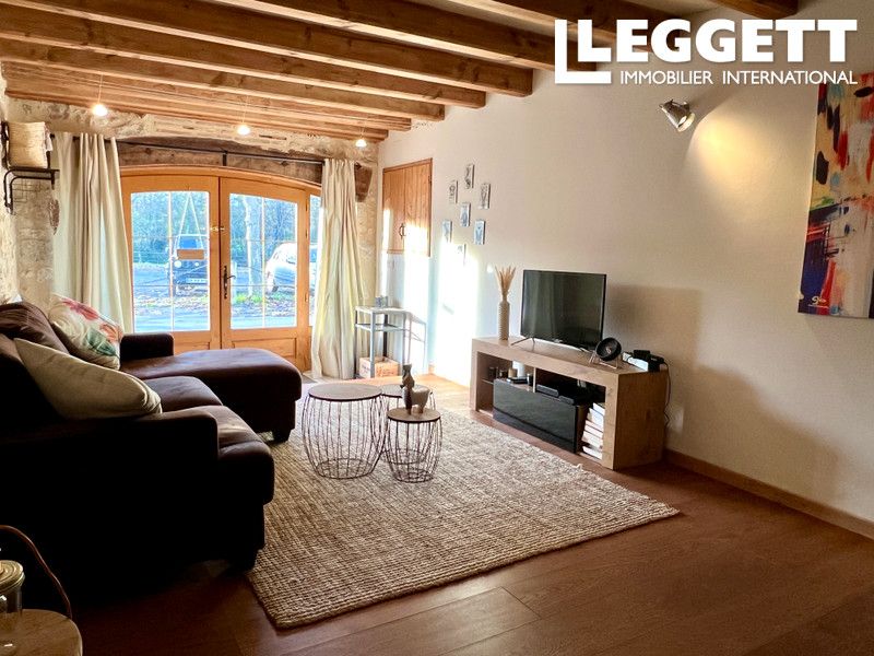 Property photo 2 of 10