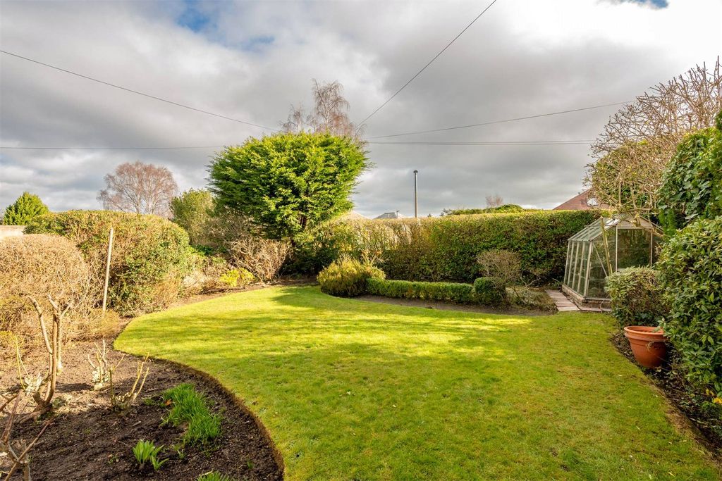 Property photo 2 of 20 Picture No. 39