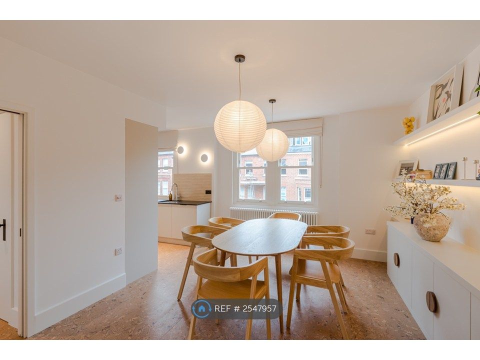 Property photo 2 of 26 Professional Interior Design