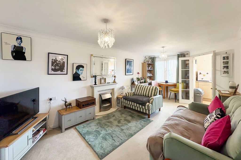 Property photo 2 of 10 Picture No. 01