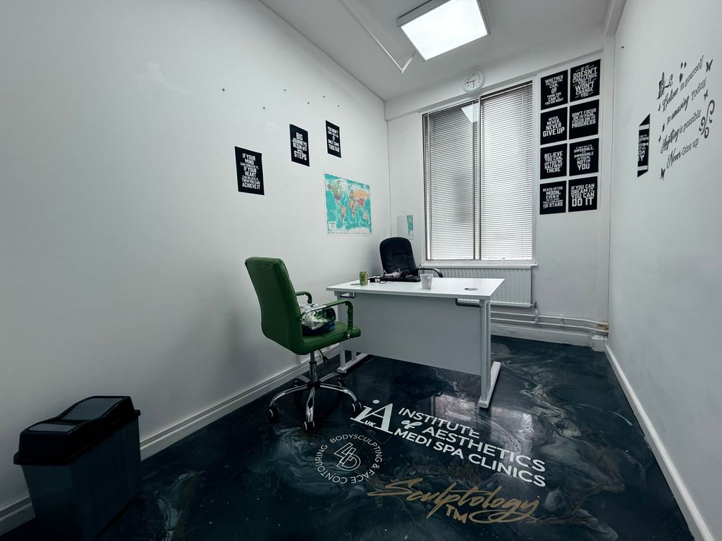 Property photo 1 of 13 Service Offices To Let Located On Main High Street Top Of Kfc Ilford