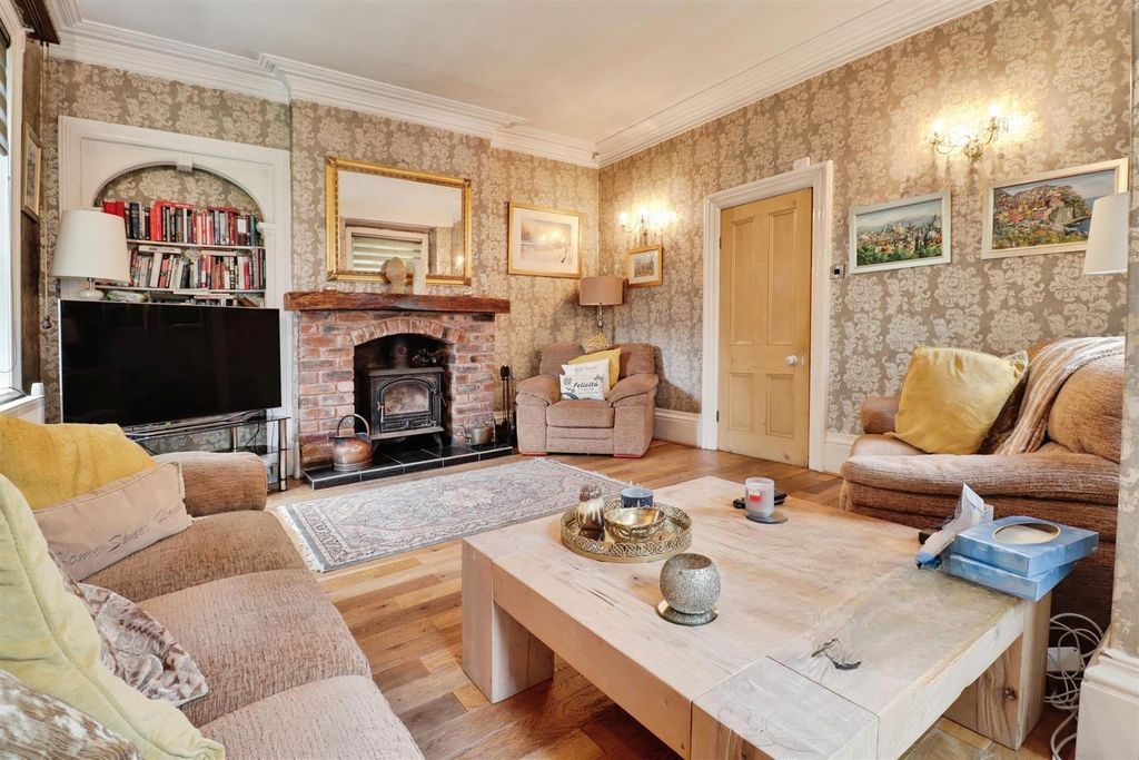 Property photo 2 of 35 User_Edited_Photo-8A39F8Fd_User-Edited-4Dbe7270-39