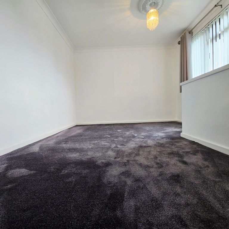 Property photo 3 of 8 20250802_160028