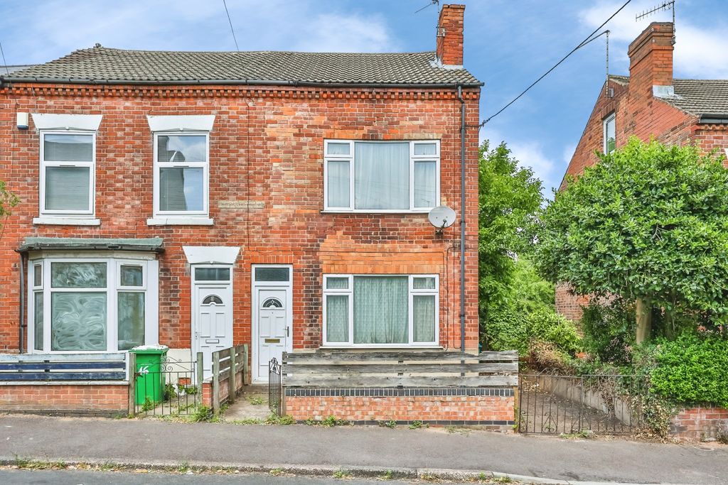 Property photo 2 of 23