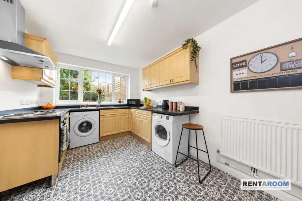 Property photo 3 of 30