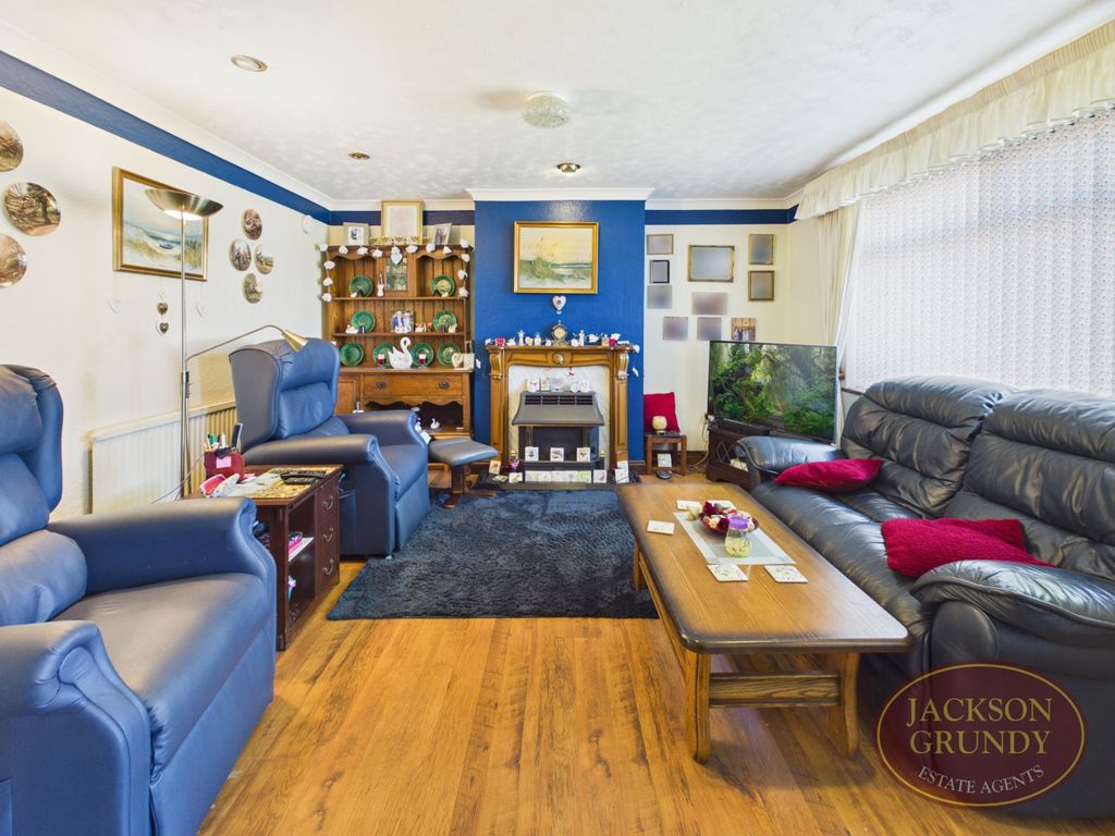 Property photo 2 of 15 Whitefield Road