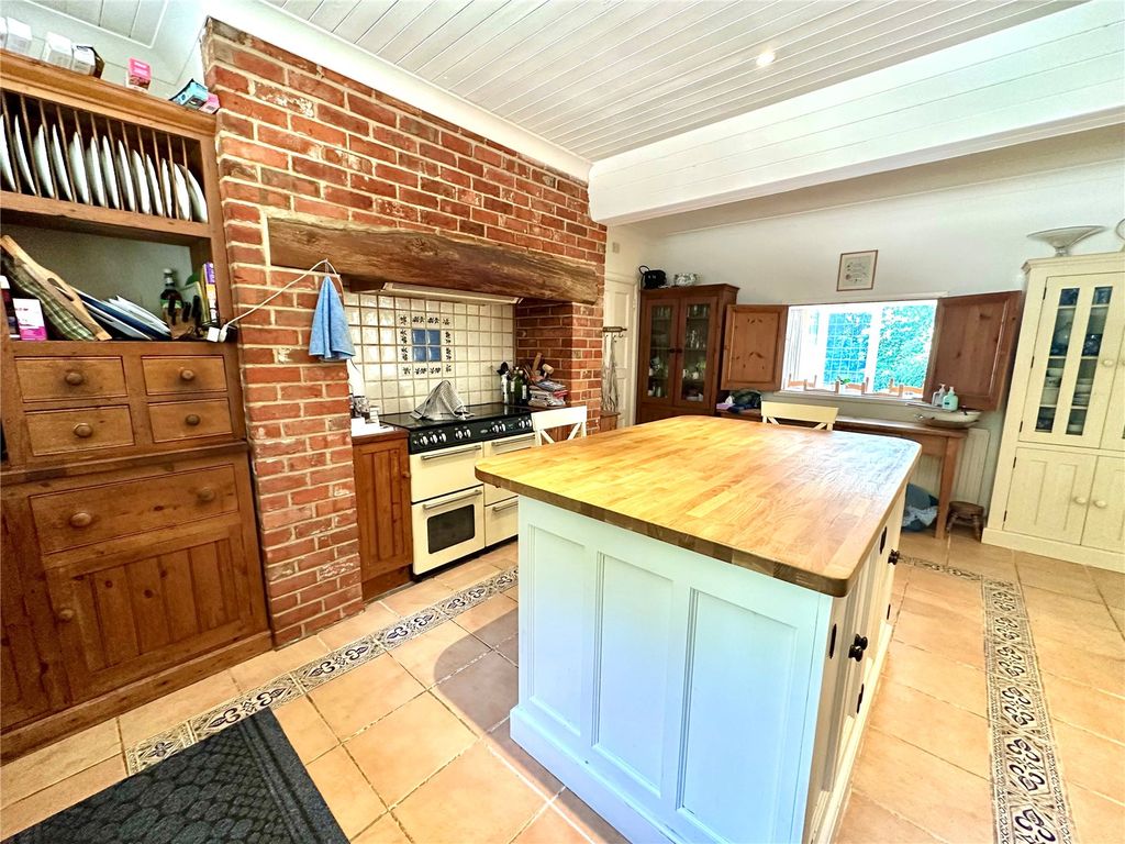 Property photo 3 of 17 Picture No. 04