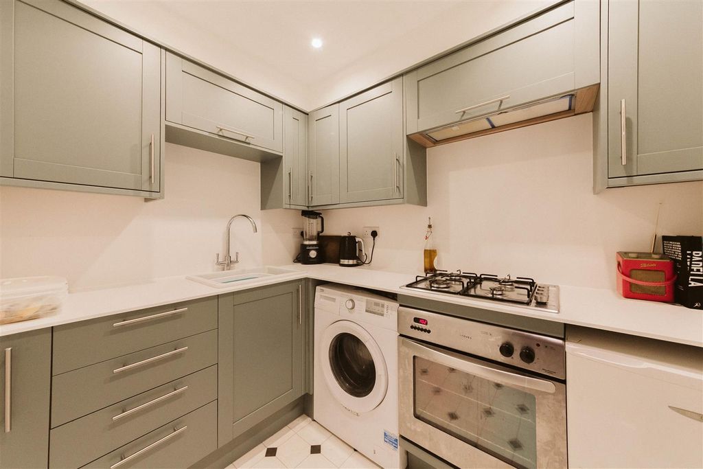 Property photo 3 of 7 Ks2B9716-Hdr.Jpg