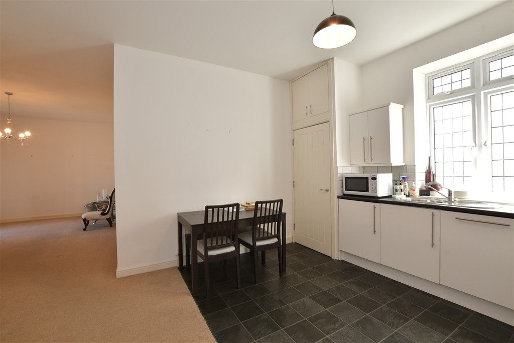 Property photo 1 of 12 Kitchen/Diner