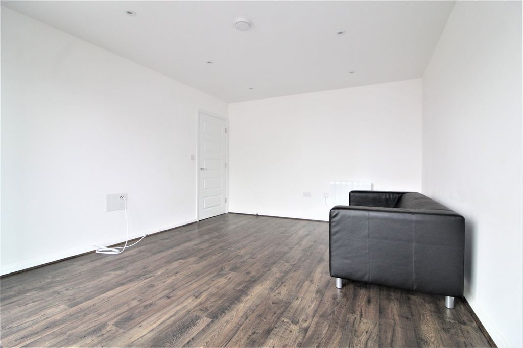 Property photo 3 of 3