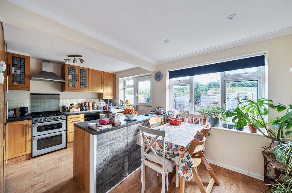 Property photo 3 of 10 1400341-6-69678Fe...