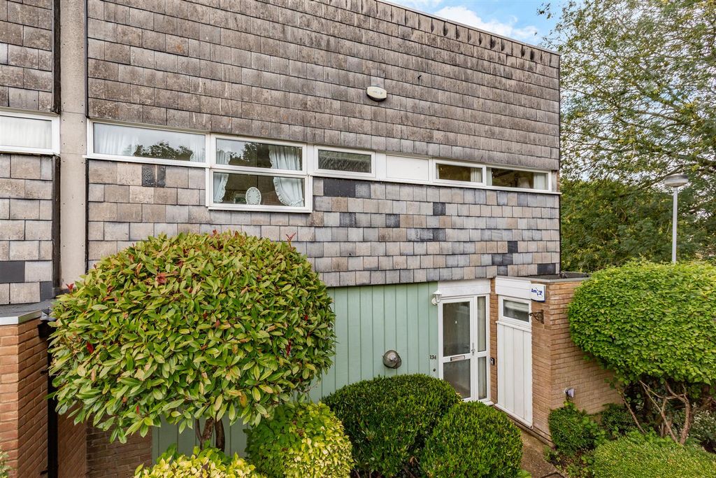 Property photo 1 of 14 Front
