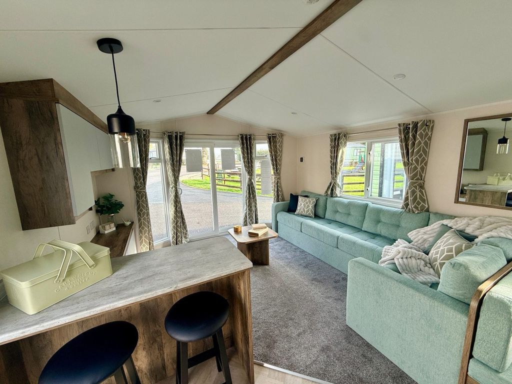 Property photo 1 of 7 - Willerby Brookwood For Sale