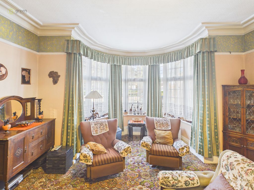 Property photo 2 of 11 Cam05459G0Pr0151Still042