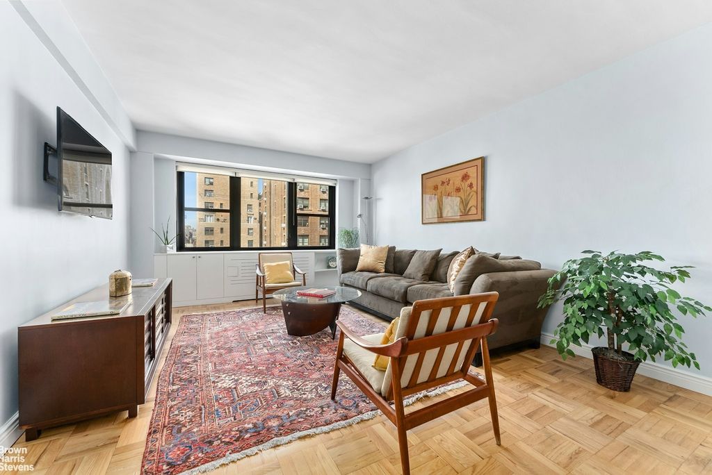 Property photo 3 of 13 <Alttext/>
