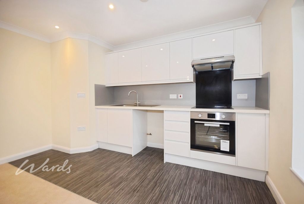 Property photo 3 of 7 Kitchen