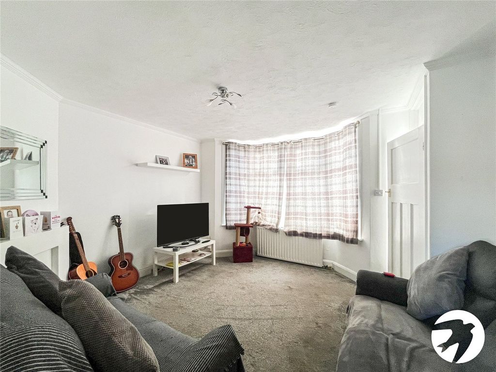 Property photo 2 of 12 Picture No. 13