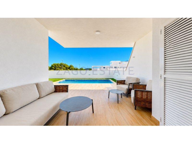 Property photo 1 of 34