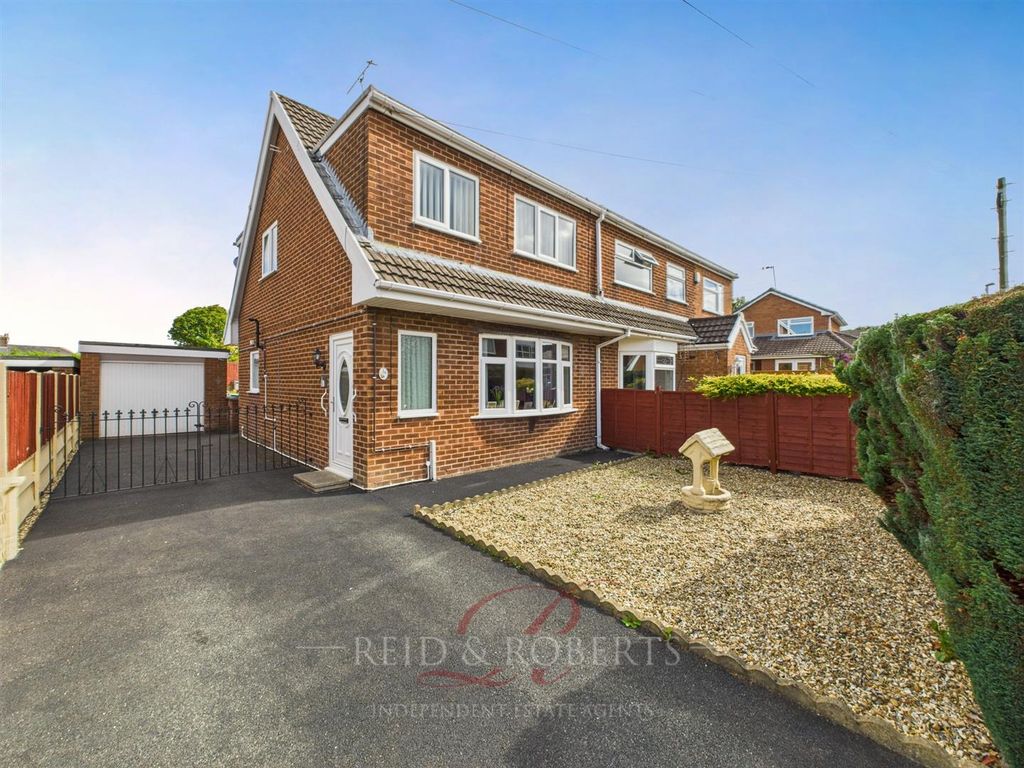 Property photo 1 of 20 Cam03999G0-Pr0176-Still024.Jpg