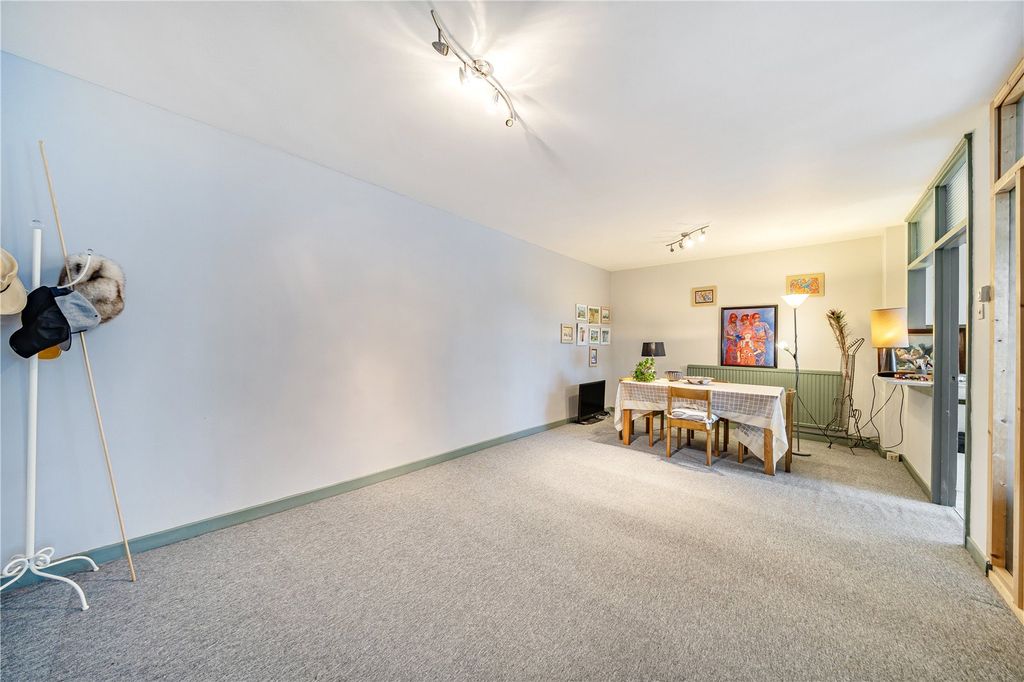 Property photo 3 of 15 Picture No. 06