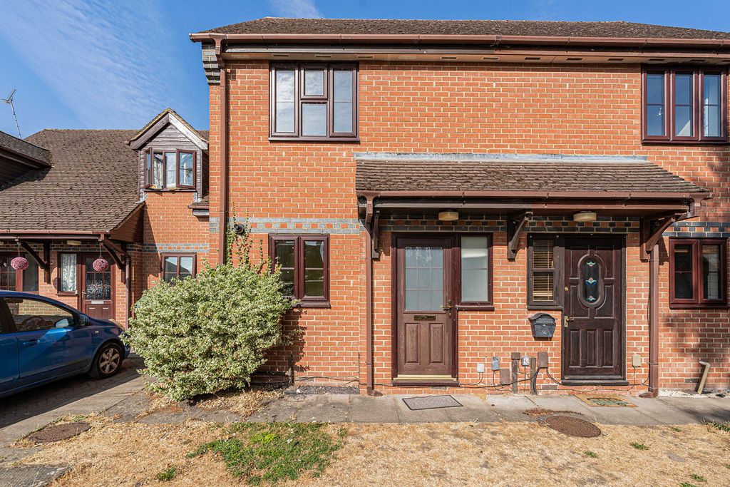 Property photo 1 of 12