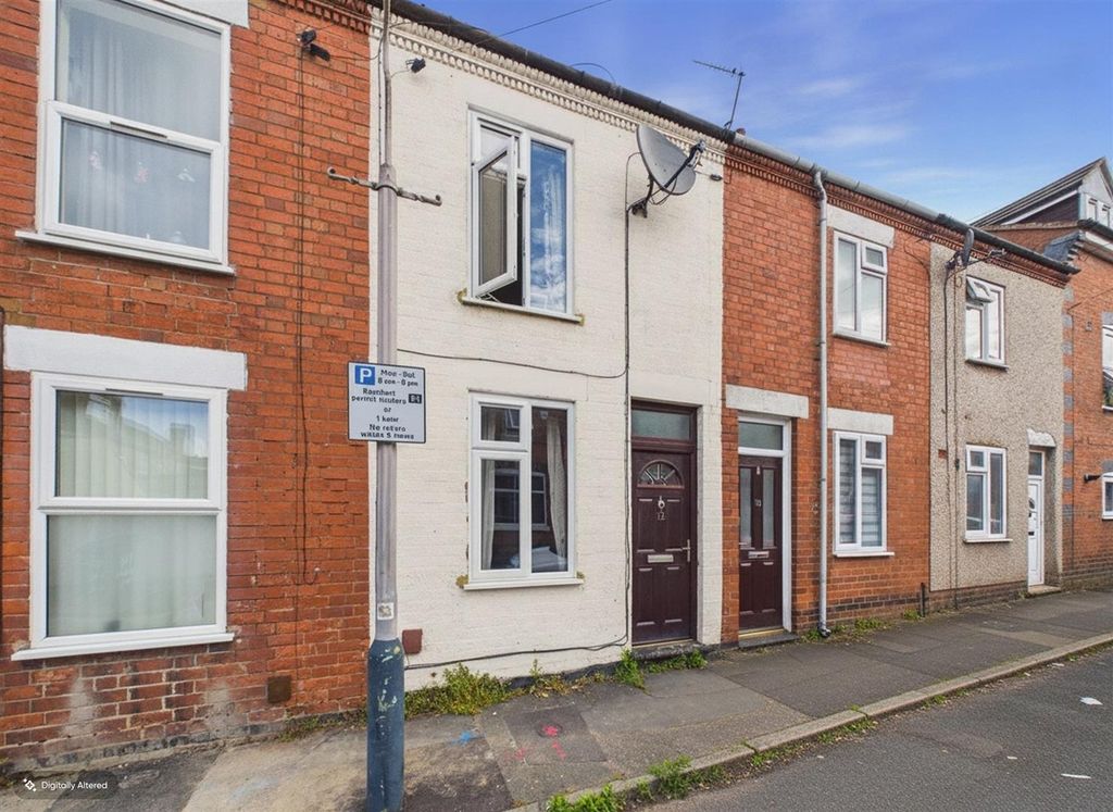 Property photo 1 of 18 Cam03823G0-Pr0147-Still001-001.Jpg