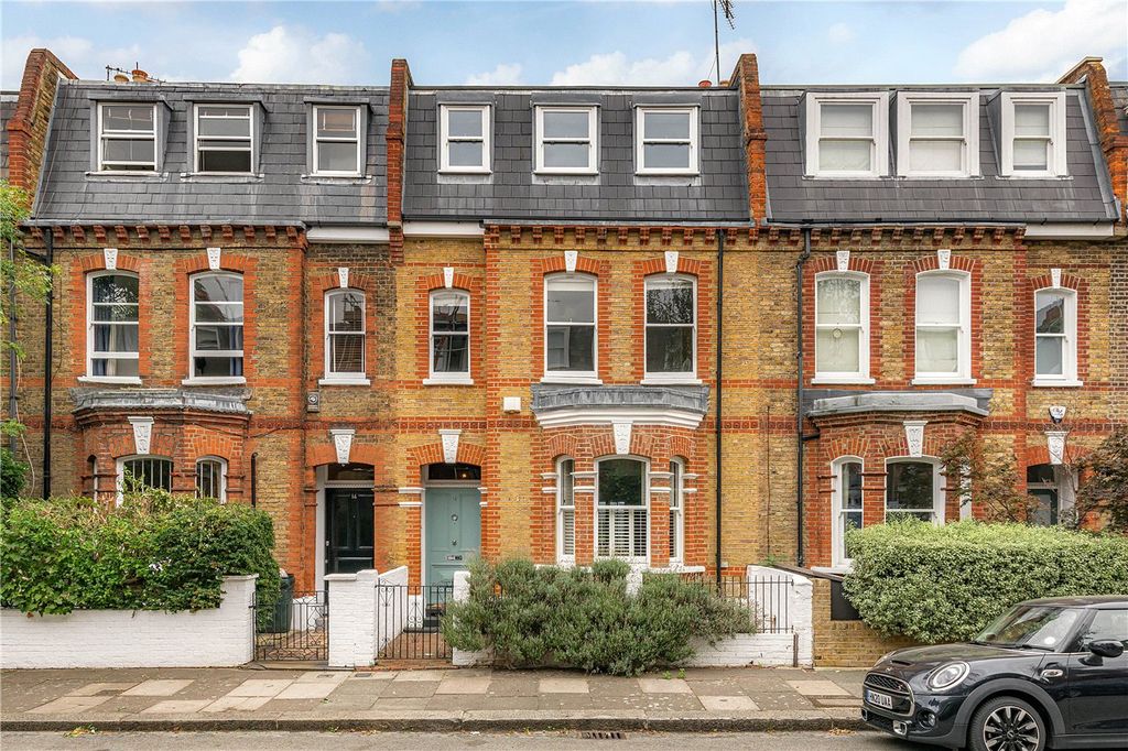 Property photo 2 of 12 Exterior