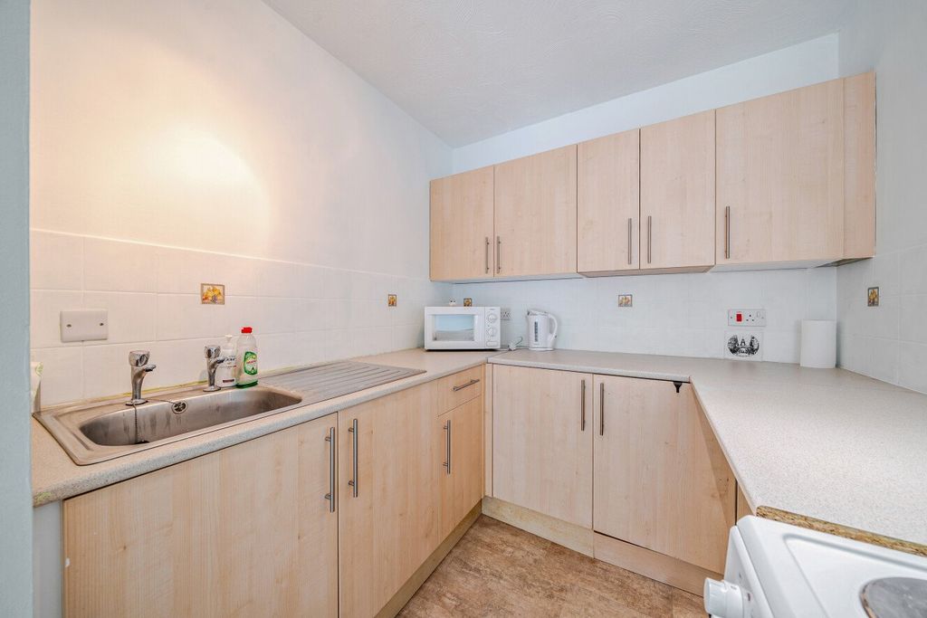 Property photo 2 of 18 Picture No. 06