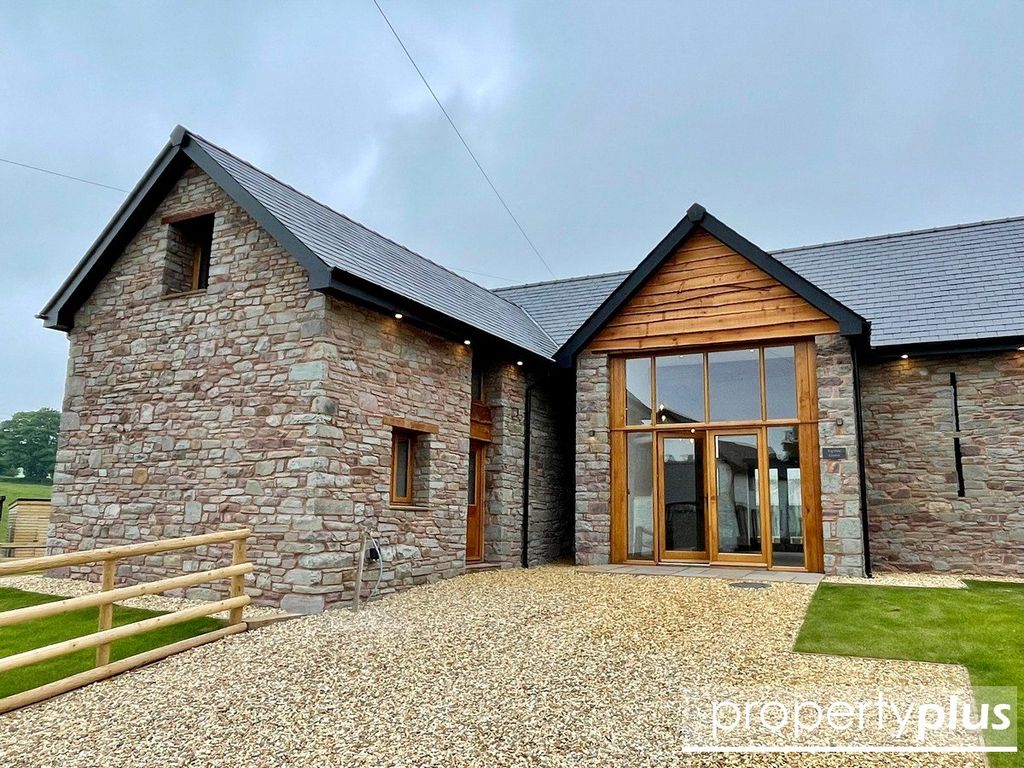 Property photo 2 of 19 Picture No. 22