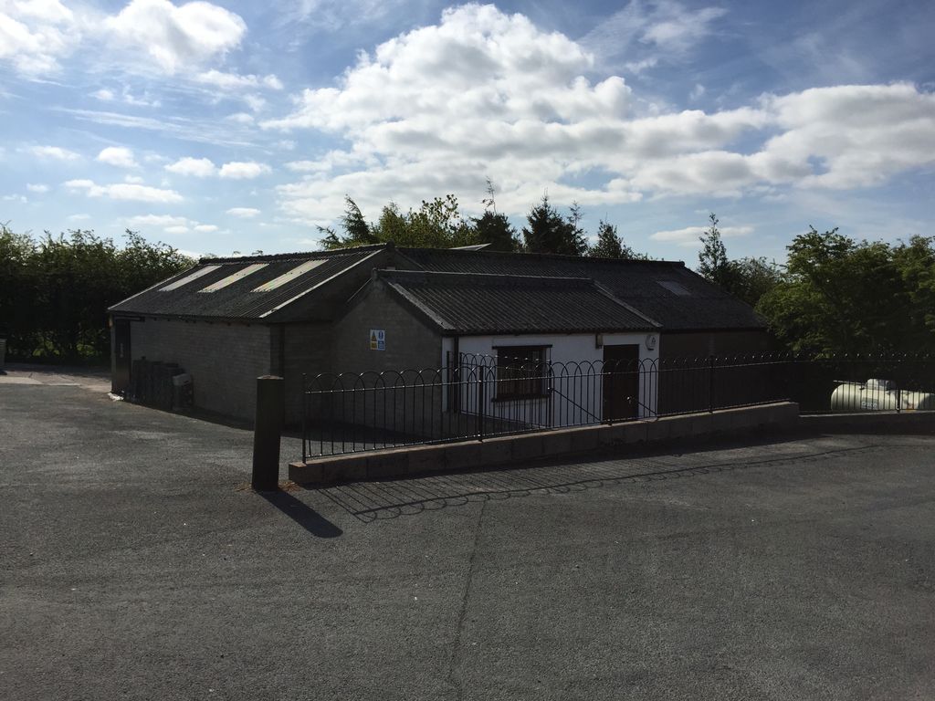 Property photo 1 of 1