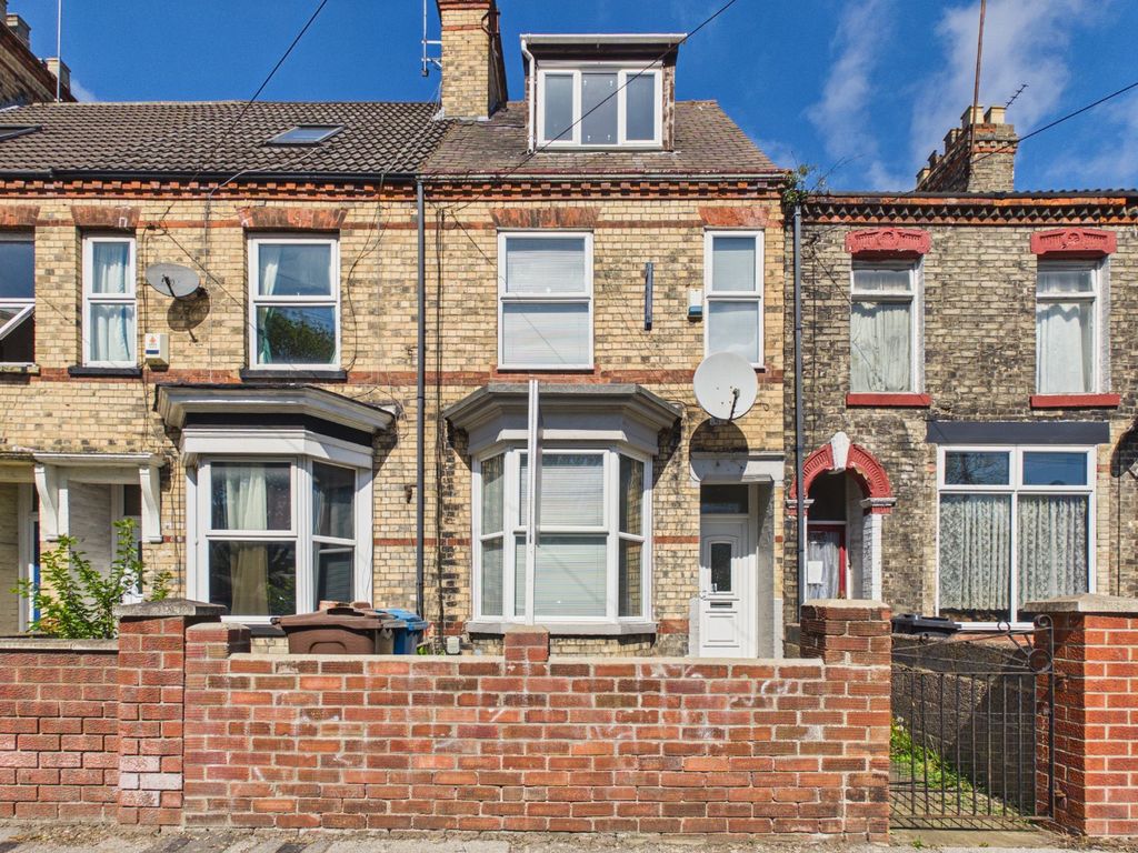 Property photo 1 of 15 4547120