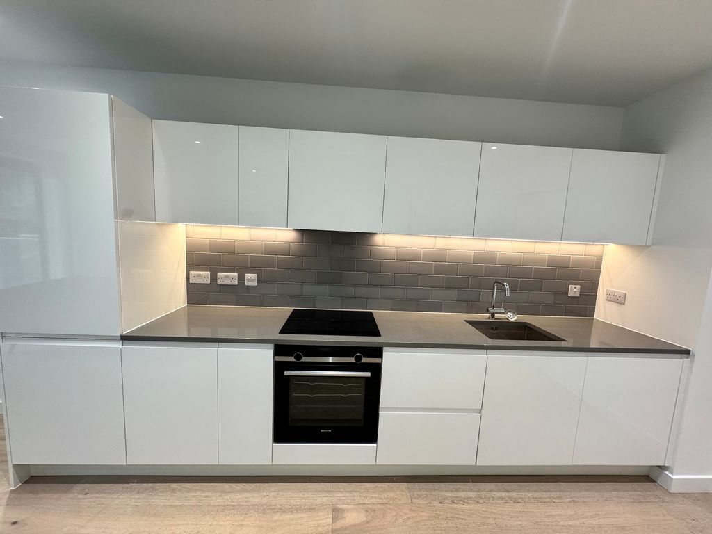 Property photo 3 of 9 Photo 3