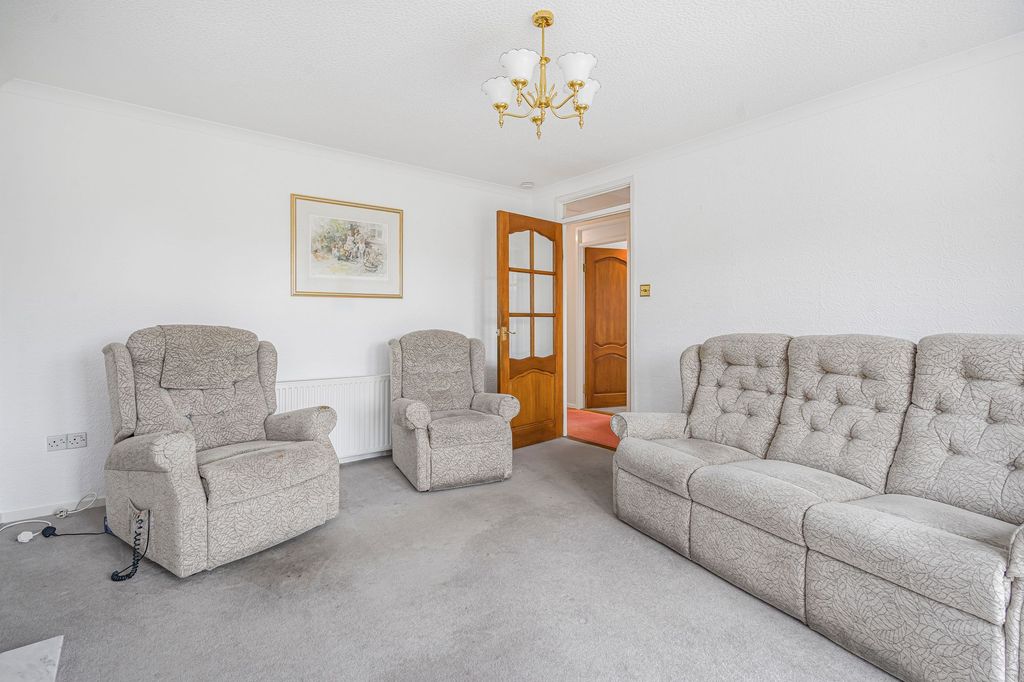 Property photo 3 of 26