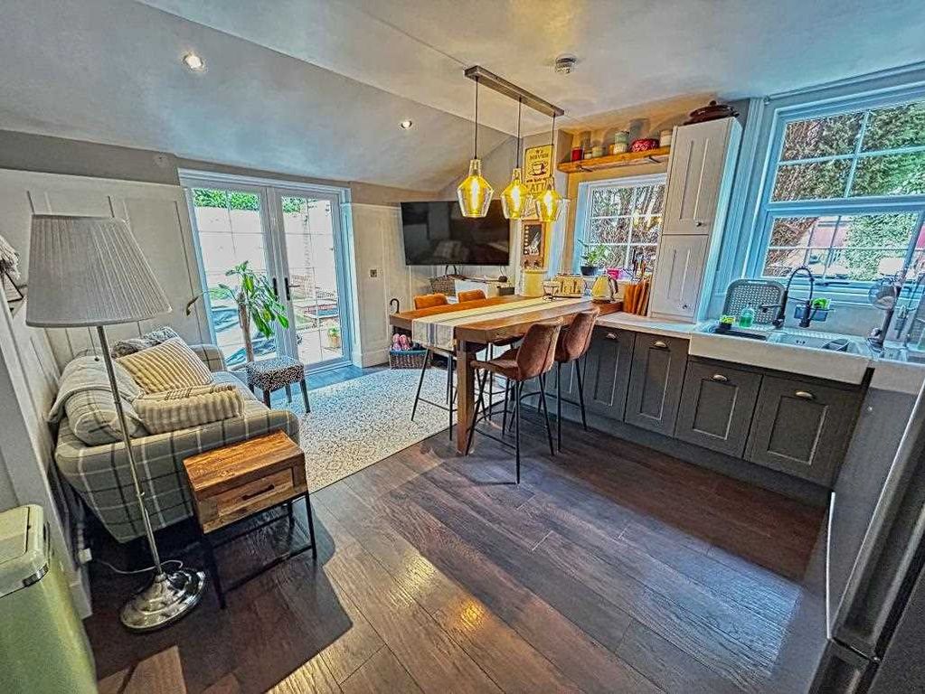 Property photo 2 of 17 Open Plan Living