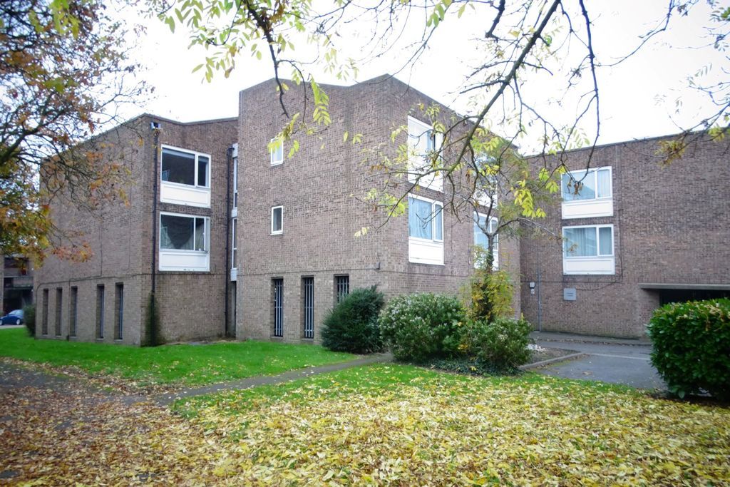Property photo 1 of 6