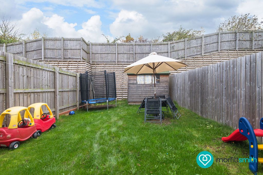 Property photo 2 of 10