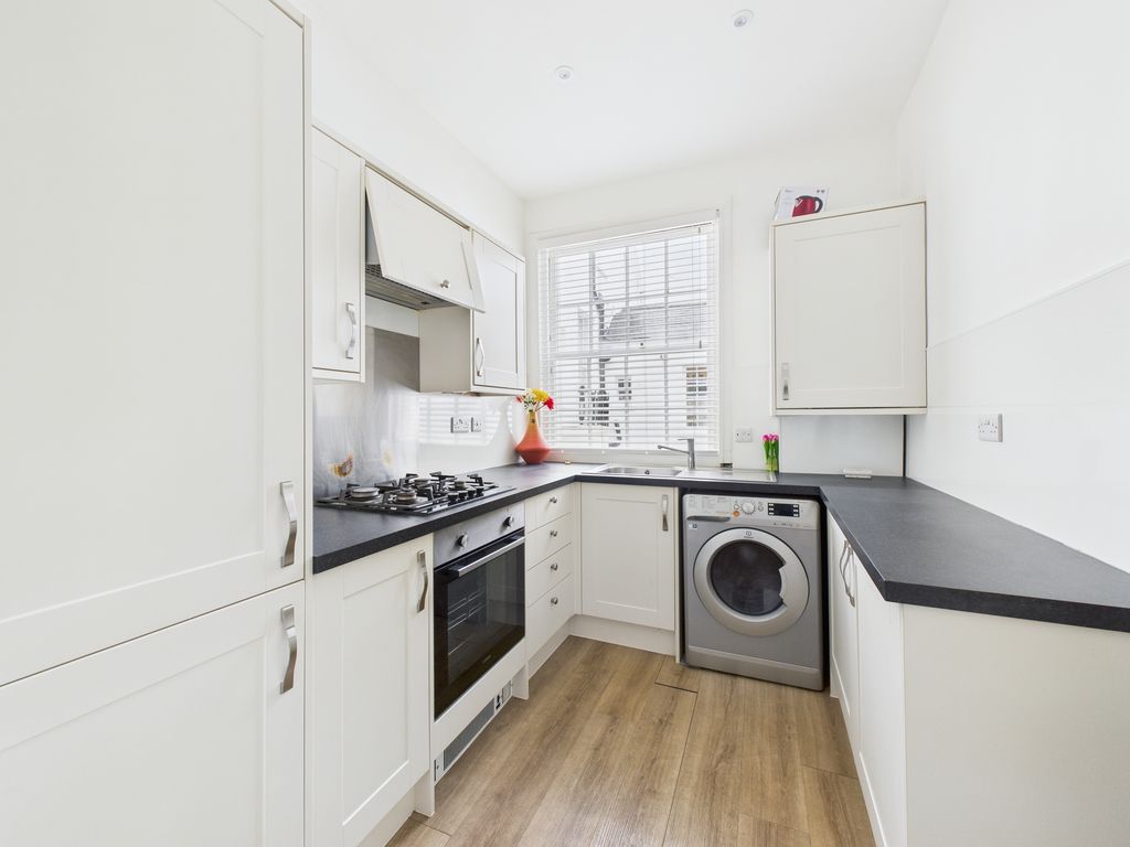 Property photo 3 of 5 Cam03519G0-Pr0397-Still010