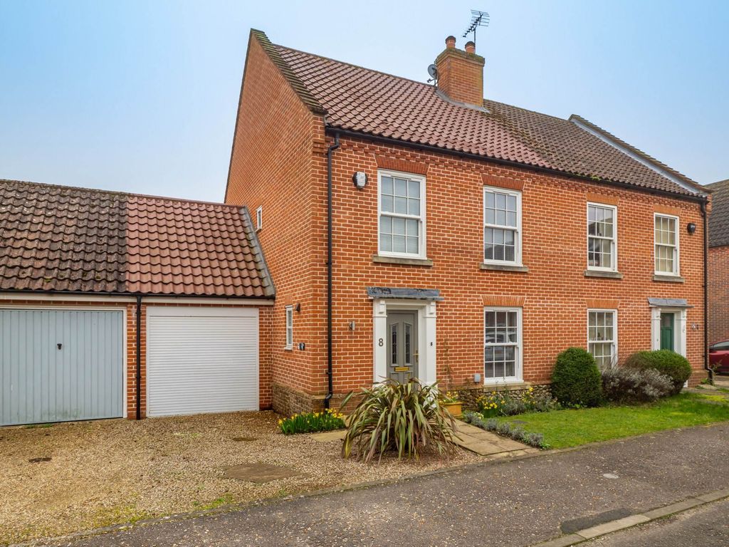 Property photo 1 of 21