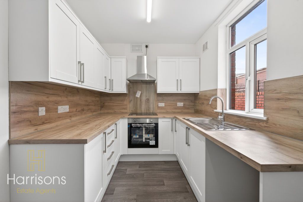 Property photo 3 of 24 Photo 18