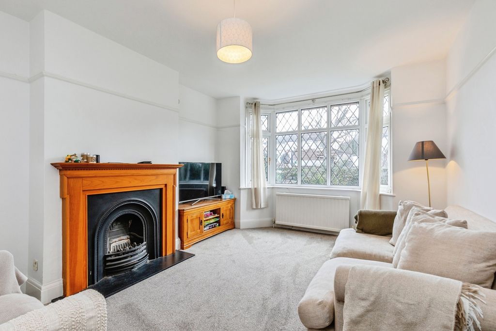 Property photo 3 of 16 Pbox-Img.Jpg