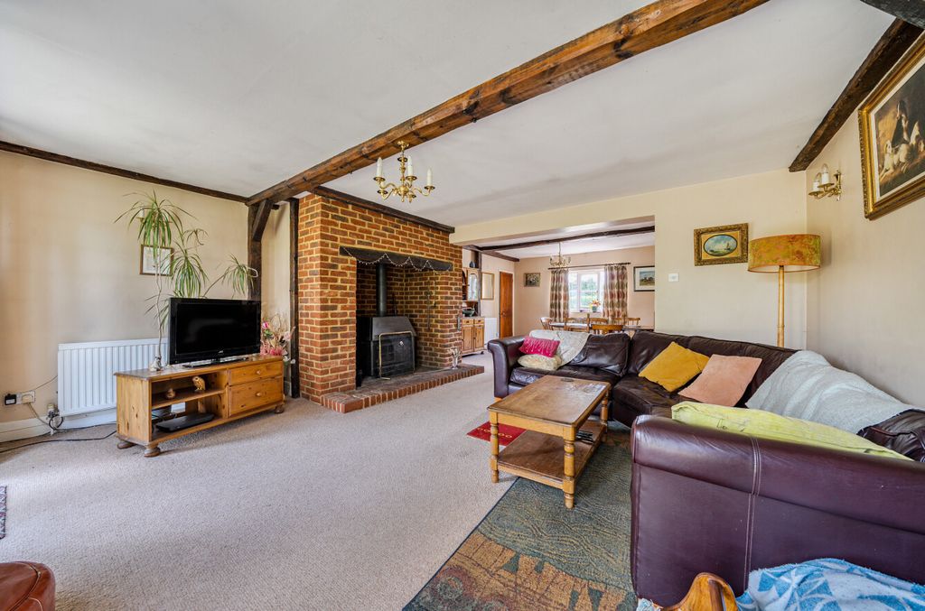 Property photo 2 of 27 1314897-10-685Ae4...