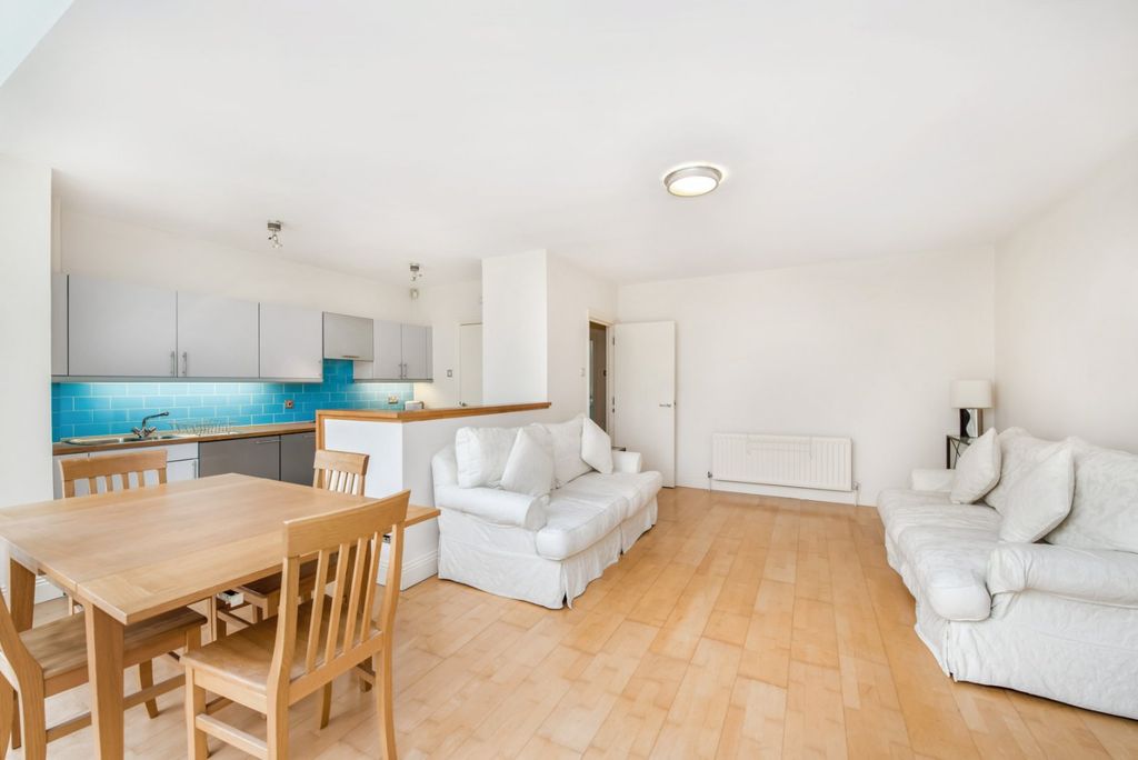Property photo 1 of 10 Picture No. 12